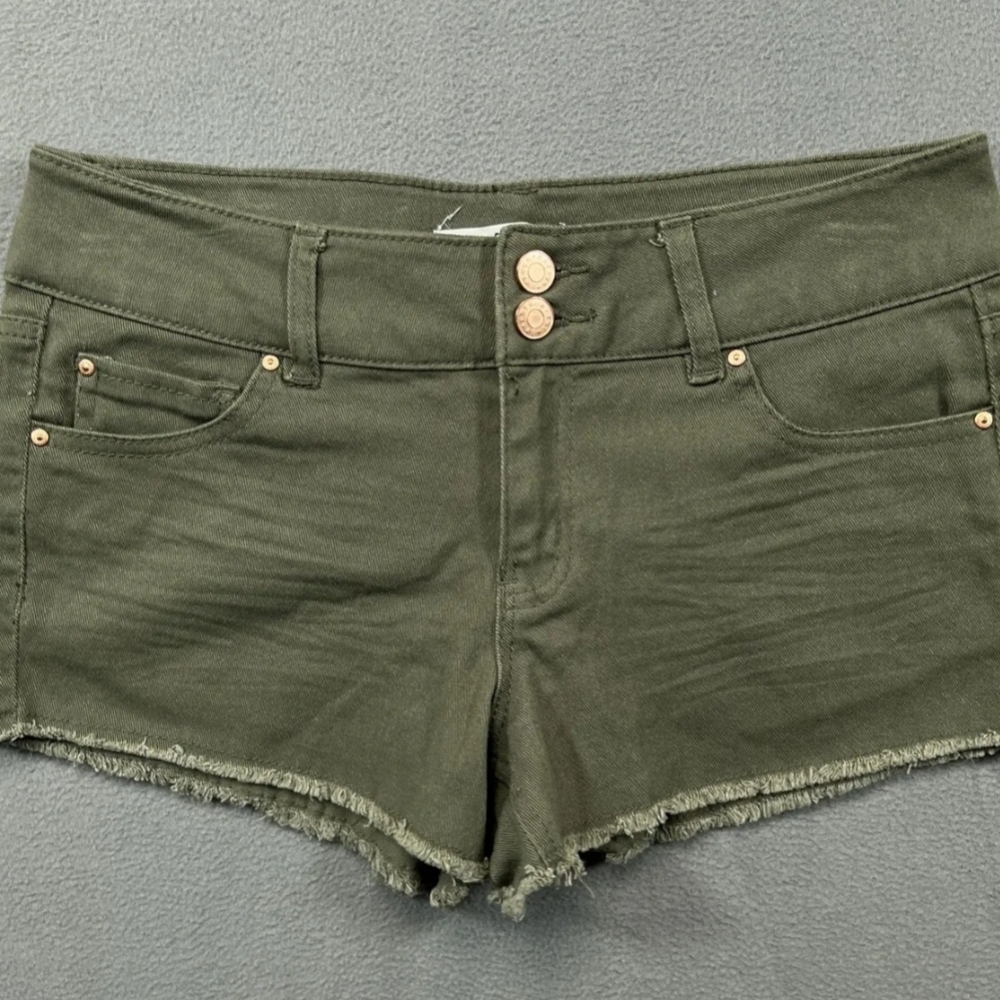 EUC REFUGE SIZE 0 ARMY Geen CHINO CUT OFF DENIUM SHORTS